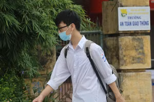 Thí sinh bước vào kỳ thi tốt nghiệp THPT năm 2022.