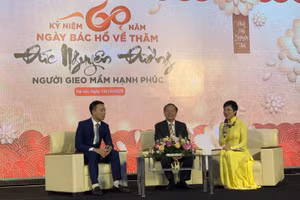 Đại diện nhà thuốc Đức Nguyên Đường chia sẻ tại sự kiện.