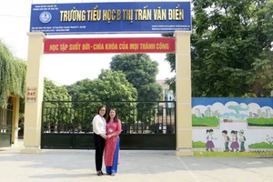 Quang cảnh sư phạm xanh - sạch - đẹp là niềm tự hào của thầy trò trường Tiểu học B thị trấn Văn Điển (Thanh Trì, Hà Nội).