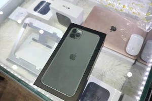 iPhone 11 Pro Max màu xanh vẫn đang là mẫu iPhone bán chạy nhất tại TP.HCM.