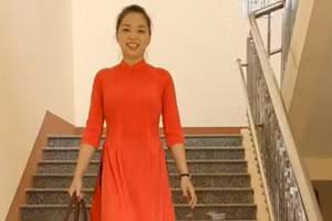  Cô Nguyễn Thị Huyền Chang - Phó Hiệu trưởng Trường Mầm non Văn Bán. 