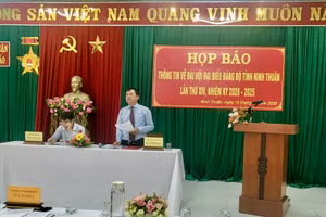 Toàn cảnh buổi họp báo chiều 15/10. (Ảnh: Duy Quan).