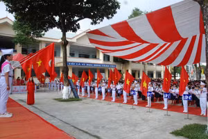 Học sinh Gia Lai trong buổi Lễ khai giảng năm học 2020-2021.