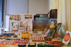 Góc trưng bày của ngành Giáo dục huyện Đăk Tô.