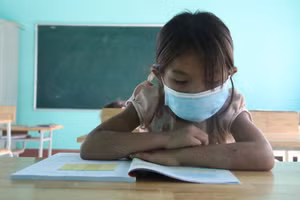 Học sinh Điểm trường Đăk Lâng bước vào năm học mới.