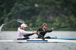 Một buổi tập luyện của đội tuyển rowing Việt Nam chuẩn bị cho SEA Games 31.