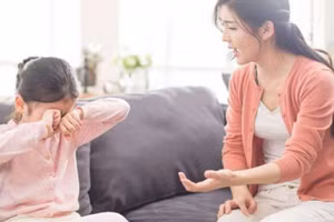 Cha mẹ cần đặt mình vào vị trí của con. Ảnh minh họa.