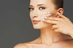 Tuân thủ 4 thói quen tốt này, nếp nhăn mờ đi hiệu quả