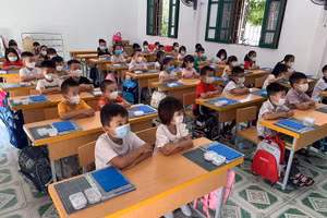 Học sinh lớp 1 Trường Tiểu học Núi Đèo (Thủy Nguyên – Hải Phòng). Ảnh: NTCC