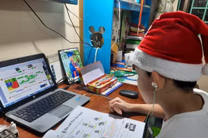  Học sinh TPHCM học trực tuyến để phòng chống dịch Covid-19. Ảnh: TG