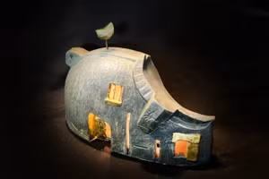 Tác phẩm “Nhà trâu” của Lê Đình Nguyên.