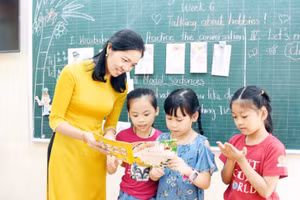 Trong giờ học tại Trường Tiểu học Lý Thái Tổ (Hà Nội). Ảnh minh họa