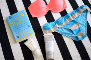 Mẹo chăm sóc da từ A-Z khi đi biển để chống cháy nắng