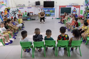 Nghệ An cân nhắc mở cửa cơ sở giáo dục mầm non dịp hè.