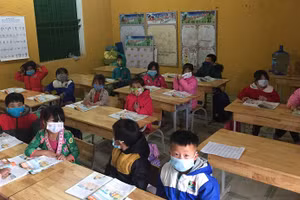 Khoảng 10 nghìn học sinh các xã đặc biệt khó khăn ở Lai Châu theo học lớp 2, lớp 6 trong năm học tới.