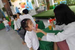 Hầu hết, nhân viên y tế trường học ở Đà Nẵng đều được đào tạo chuyên ngành điều dưỡng. 