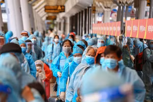 Doanh nghiệp lo lắng khi lao động về quê ồ ạt. Ảnh minh họa