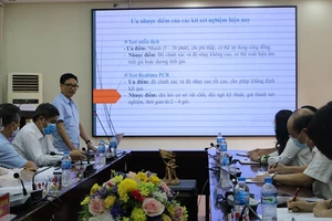 TS Nguyễn Phú Hùng báo cáo với Hội đồng khoa học công nghệ nghiệm thu kết quả nghiên cứu.