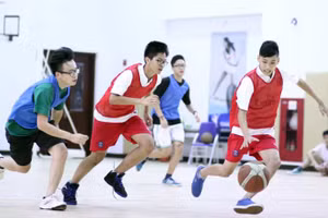 Hướng học sinh đến những hoạt động giải trí lành mạnh, bổ ích trong dịp nghỉ hè.