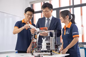 Sinh viên Trường ĐH Phenikaa trong giờ thực hành. Ảnh minh họa