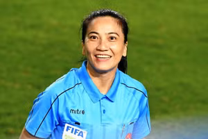 Trợ lý trọng tài Trương Thị Lê Trinh.