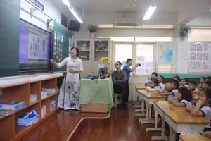 Giờ học Tiếng Anh của Trường Tiểu học Nguyễn Bỉnh Khiêm, Quận 1. Ảnh minh hoạ: P.N