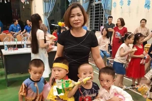 Tham gia hoạt động từ thiện giúp đỡ học sinh khó khăn cũng giúp chị Loan đỡ nhớ nghề.