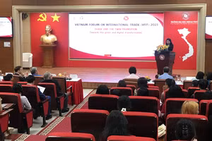 Thương mại và Chuyển đổi kép: Hướng tới Chuyển đổi xanh và Chuyển đổi số.