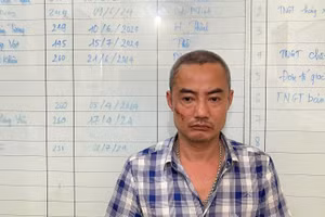 Nguyễn Mạnh Hà tại cơ quan Công an.