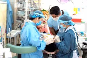 Thí điểm triển khai mô hình trường - trạm chăm sóc nha học đường