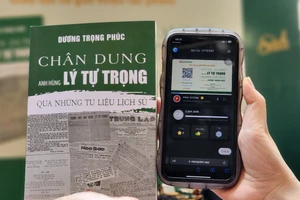 Công nghệ của Classpoint được tác giả sử dụng để trình bày và tương tác cùng độc giả. Ảnh: Cẩm Anh.