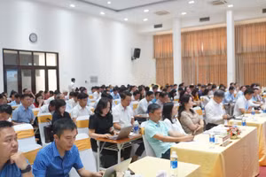 Toàn cảnh hội nghị công tác văn phòng và truyền thông khối Sở GD&ĐT năm 2024 tại TPHCM. (Ảnh: Cẩm Anh)