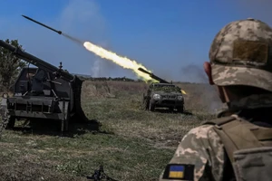 Tướng Pháp: Kiev sẽ ký mọi thứ Nga yêu cầu