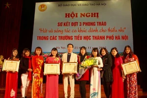 Phòng GD&ĐT quận Long Biên (Hà Nội) - tập thể xuất sắc với nhiều ca khúc đoạt giải nhất