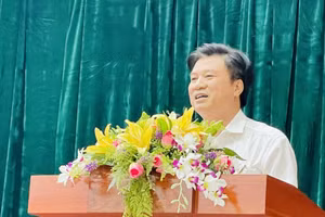 Thứ trưởng Bộ GD&ĐT Nguyễn Hữu Độ phát biểu tại khai mạc thẩm định sách giáo khoa lớp 10.