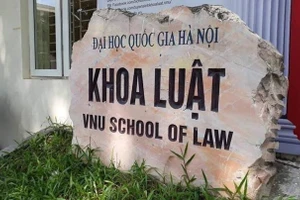 Thành lập Trường ĐH Luật là trường đại học thành viên của Đại học Quốc gia Hà Nội.