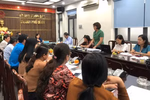 Quang cảnh buổi làm việc.