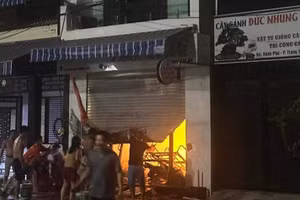 Ngôi nhà xảy ra hỏa hoạn.