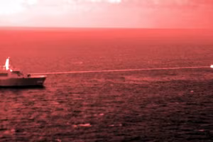 Tàu khu trục Sachsen-Anhalt hoàn thành thử nghiệm tia laser chiến đấu