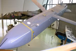 Nga tìm ra bí mật bên trong tên lửa Storm Shadow của Anh?