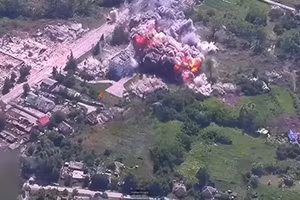 Bom FAB-3000 cực mạnh nhưng vẫn tồn tại điểm yếu lớn