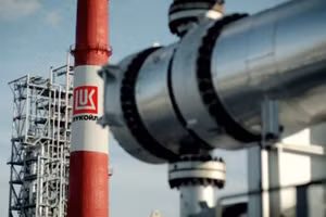 Lukoil lách lệnh trừng phạt bằng cách bán sản phẩm dầu mỏ qua Bulgaria