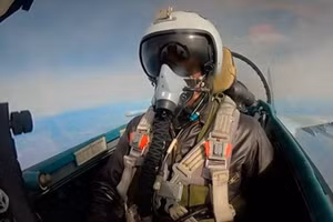 Phi công Su-35 bay 800 chuyến, diệt hàng trăm mục tiêu tại Ukraine?