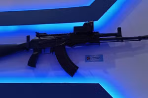 Súng STV-410 ra mắt Triển lãm Quốc phòng Việt Nam 2022: Nét tương đồng AK-15