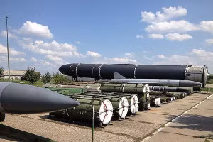 Tướng Ba Lan nói khả năng xuất hiện vũ khí hạt nhân trên lãnh thổ Ukraine