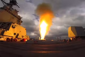 Chi tiết các vụ Mỹ, Anh không kích tấn công Houthi