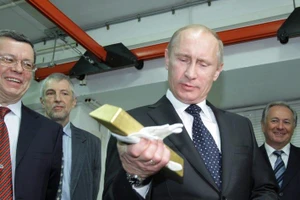 Kho dự trữ vàng Nga tăng giá gấp đôi sau bước đi của Tổng thống Putin?