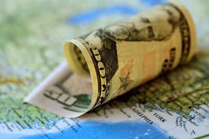 Tình huống nghịch lý khi nỗ lực hạ bệ lại khiến USD tăng giá