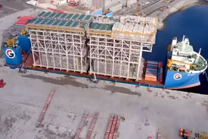 Nga nhận nhà máy LNG nổi 'độc nhất vô nhị'