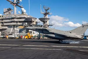 Tiêm kích Rafale-M do Pháp sản xuất